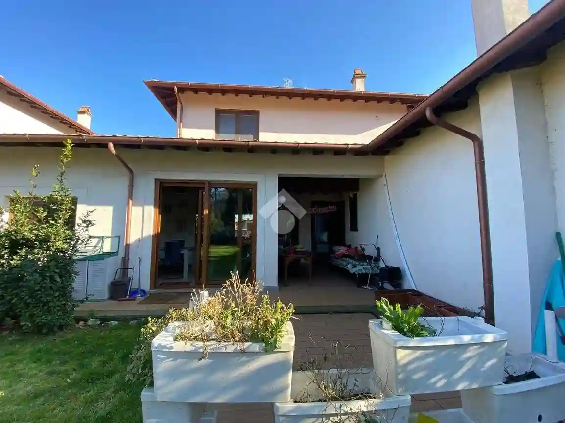 Villetta a schiera - foto 2
