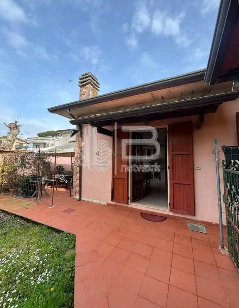 Villa in vendita a Massa