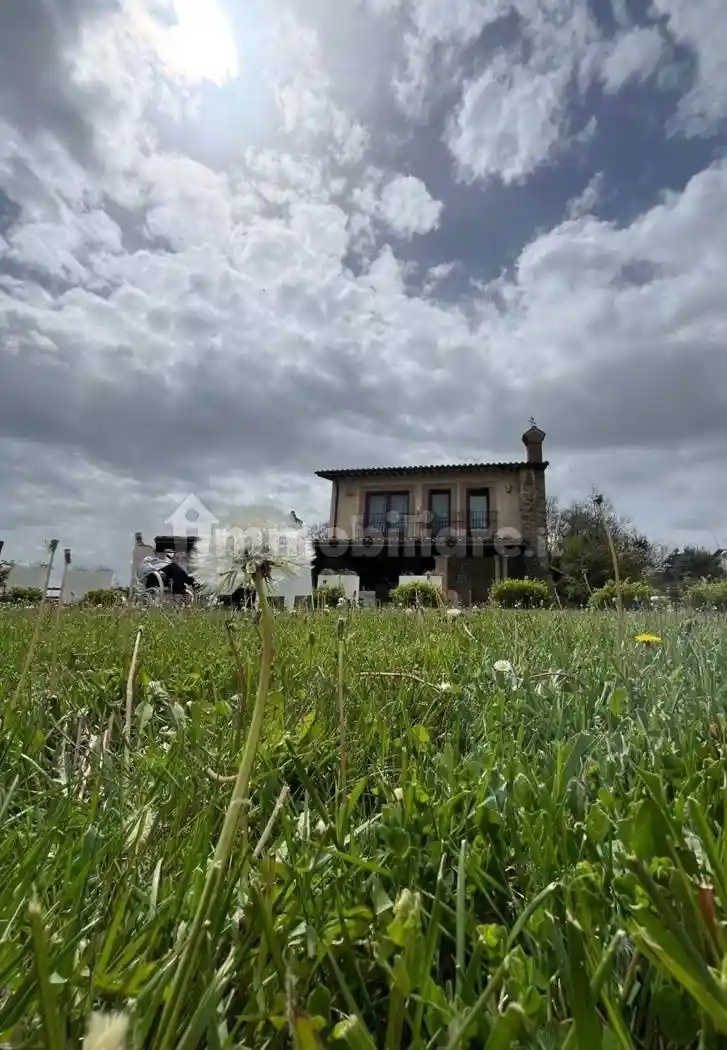 Casa indipendente in affitto a Gubbio