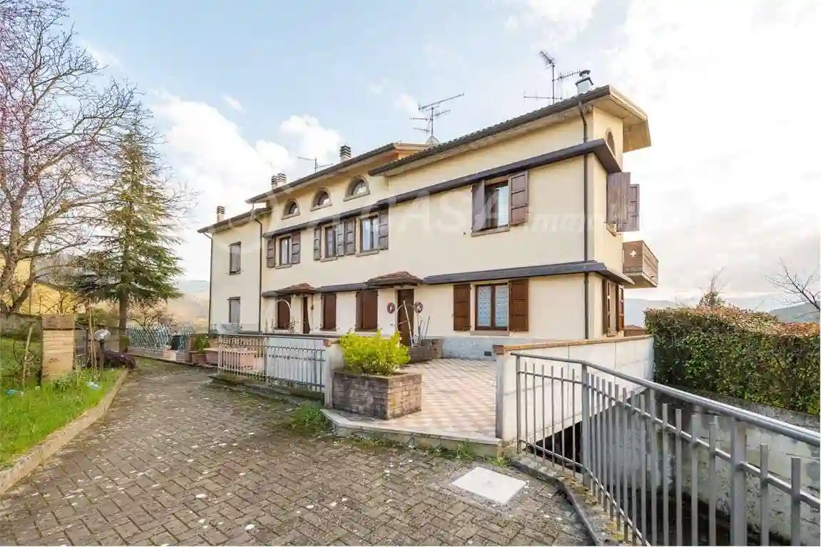 Villetta a schiera - foto 2