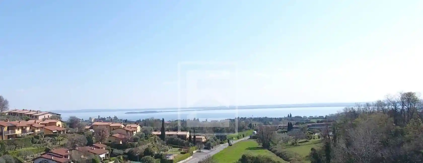 Villa in vendita a Soiano del Lago