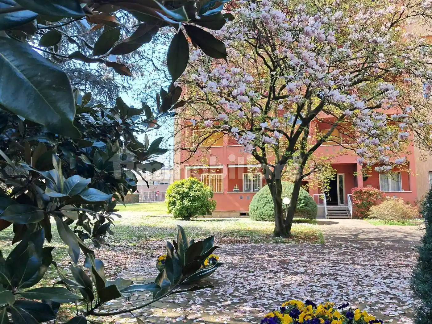 Appartamento in vendita a Monza