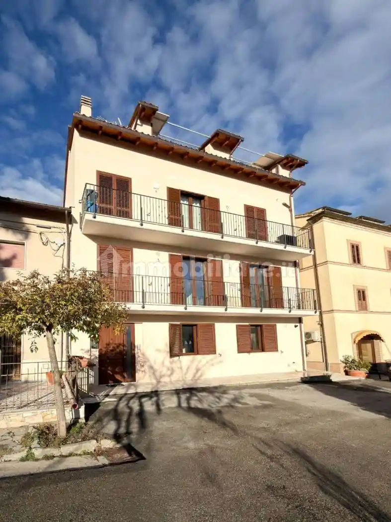 Appartamento in vendita a Rotella