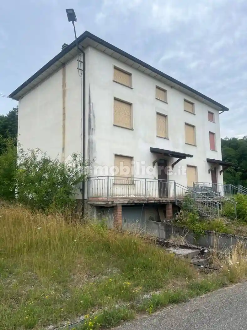 Casa indipendente in vendita a Morfasso