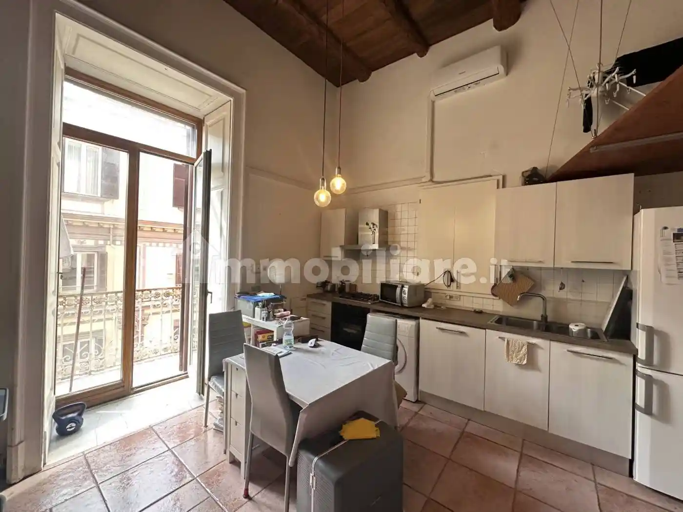 Appartamento in affitto a Napoli