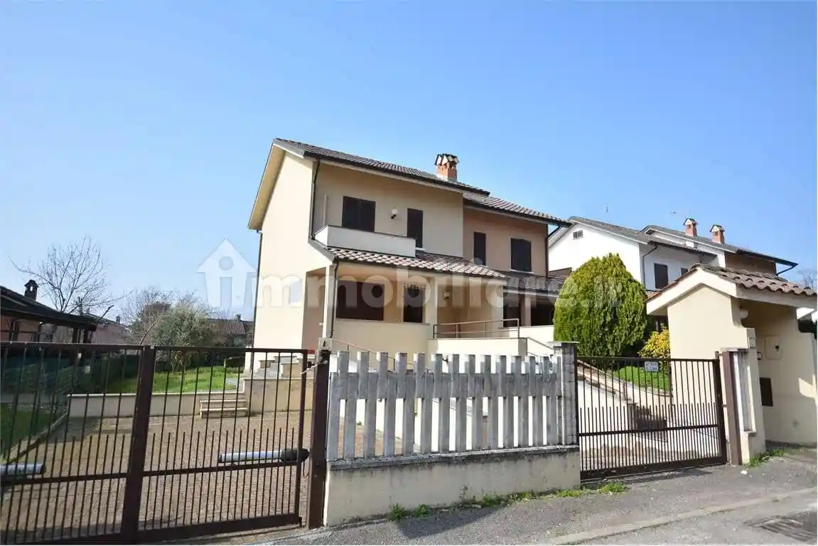 Villetta a schiera in vendita a Miradolo Terme