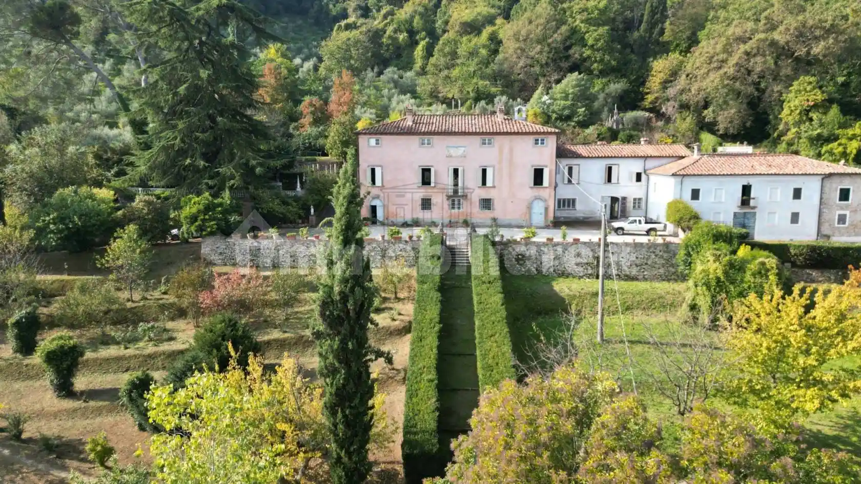 Villa in vendita a Lucca