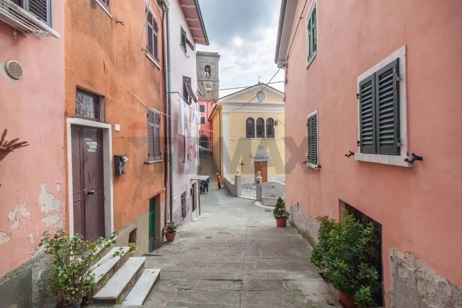 Appartamento in vendita a Carrara