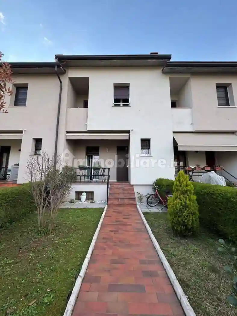 Villetta a schiera - foto 2