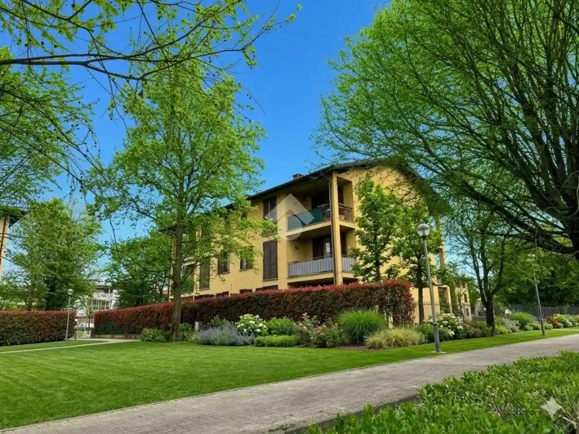 Appartamento in vendita a Osnago