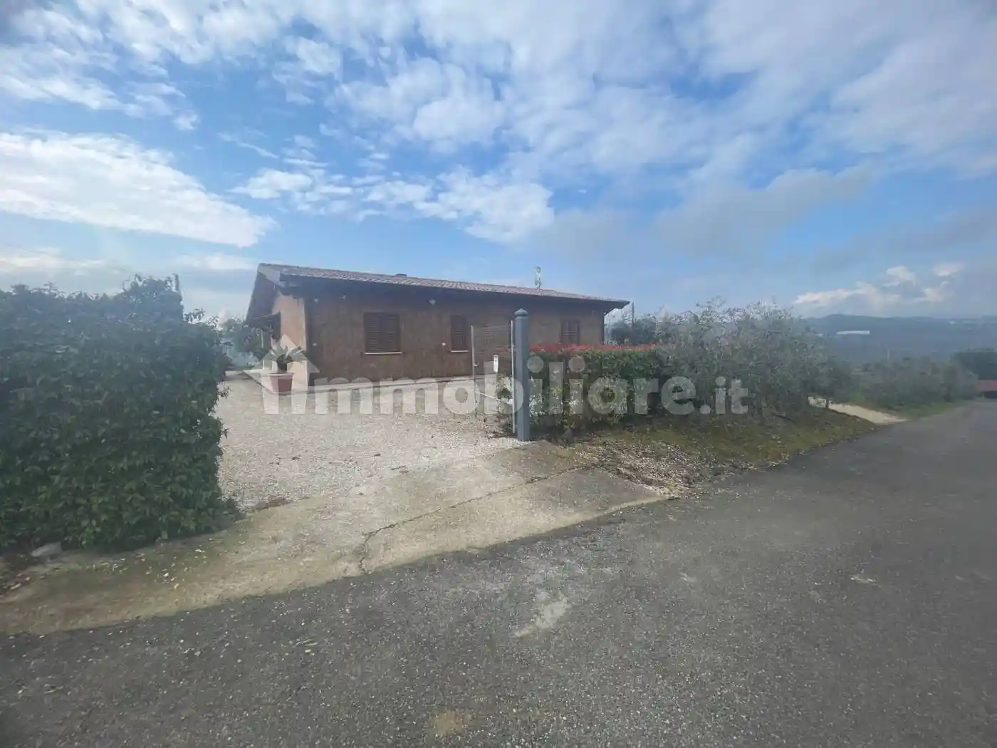 Casa indipendente in vendita a Monsampolo del Tronto