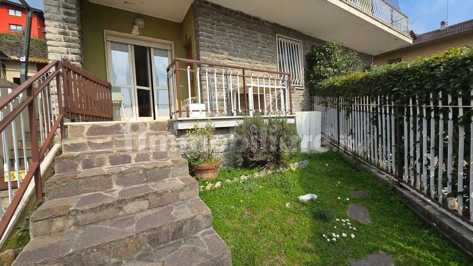 Appartamento in vendita a Nembro