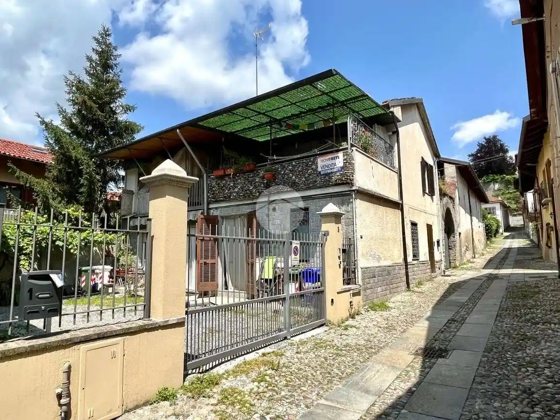 Casa indipendente in vendita a Avigliana