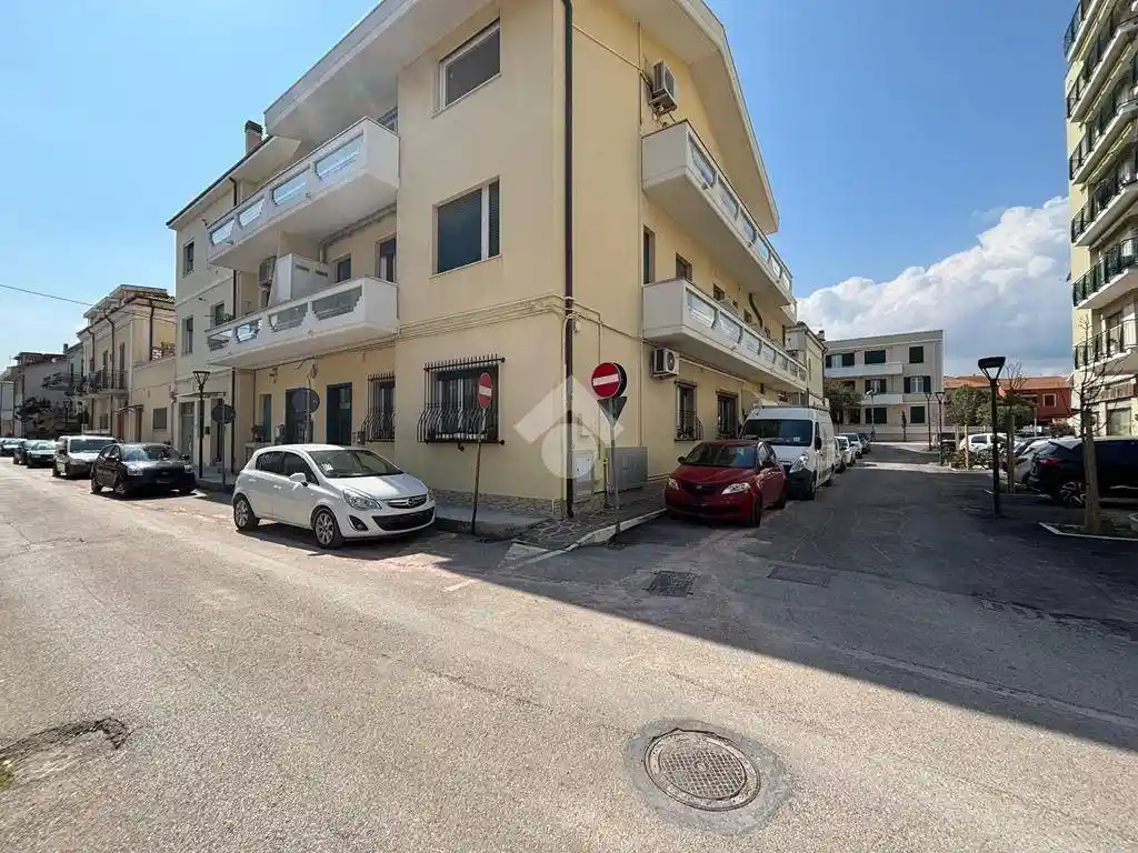 Appartamento in vendita a Pineto