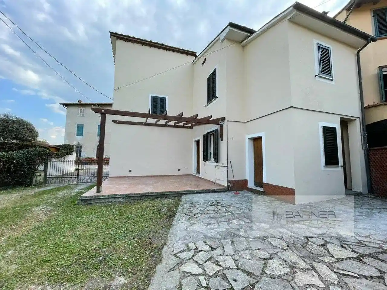 Villa in vendita a Lucca