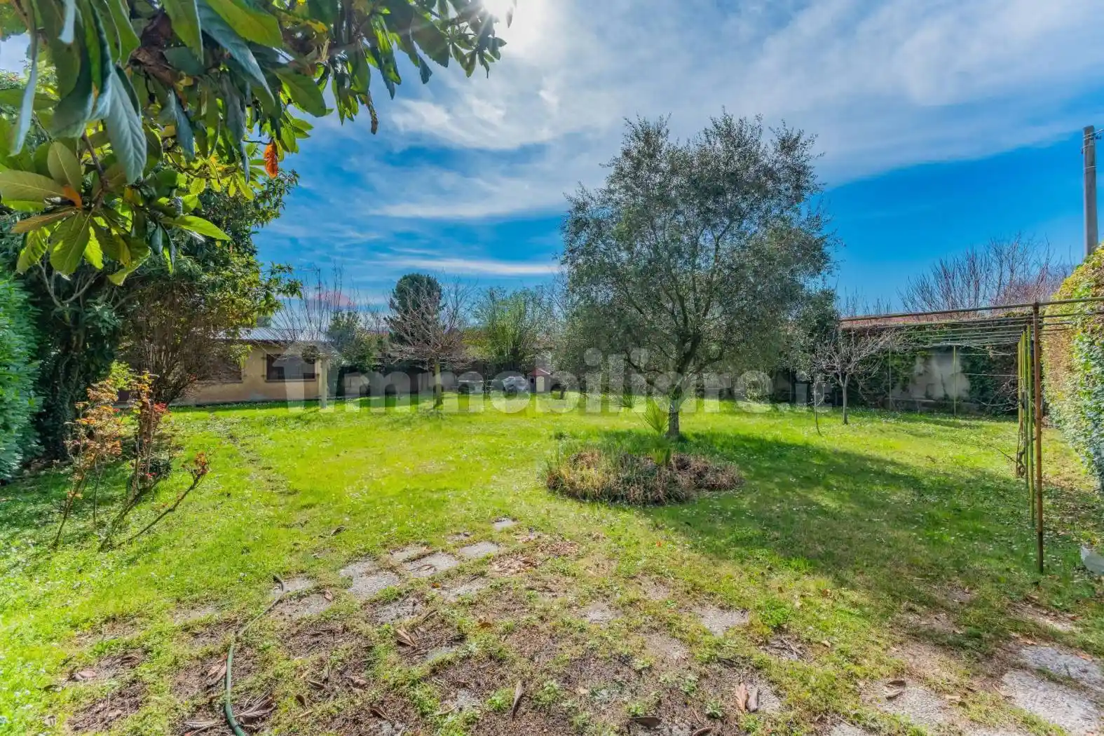 Rustico - Casale in vendita a Busto Arsizio