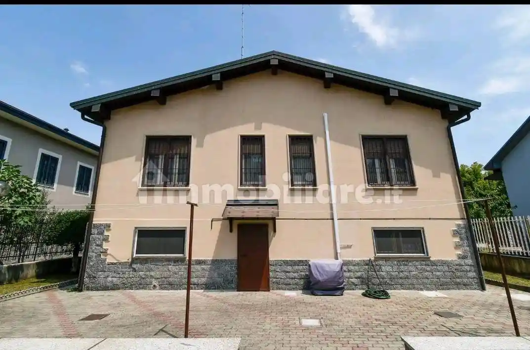 Villa in vendita a Cologno Monzese