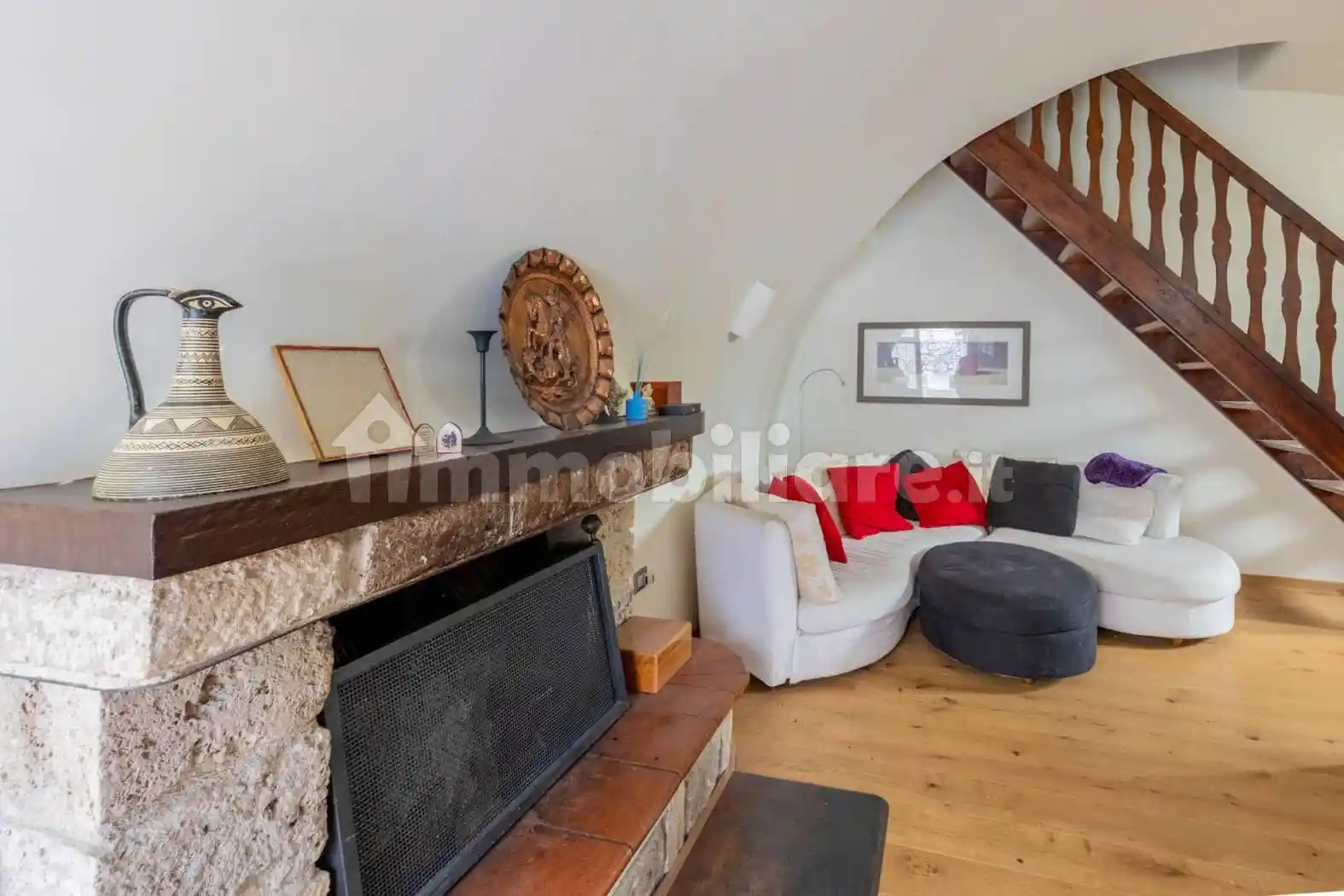 Casa indipendente in vendita a Castel Sant'Angelo