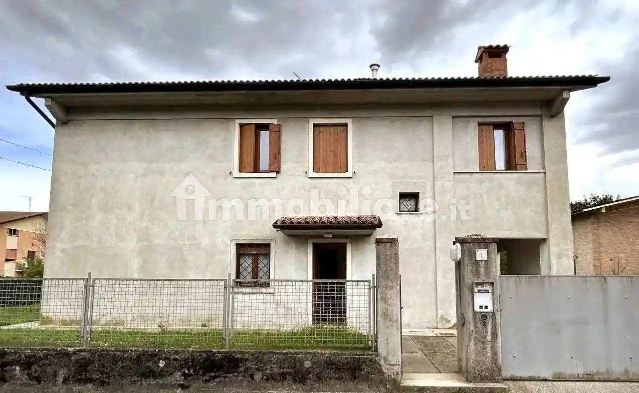 Villa in vendita a Vittorio Veneto