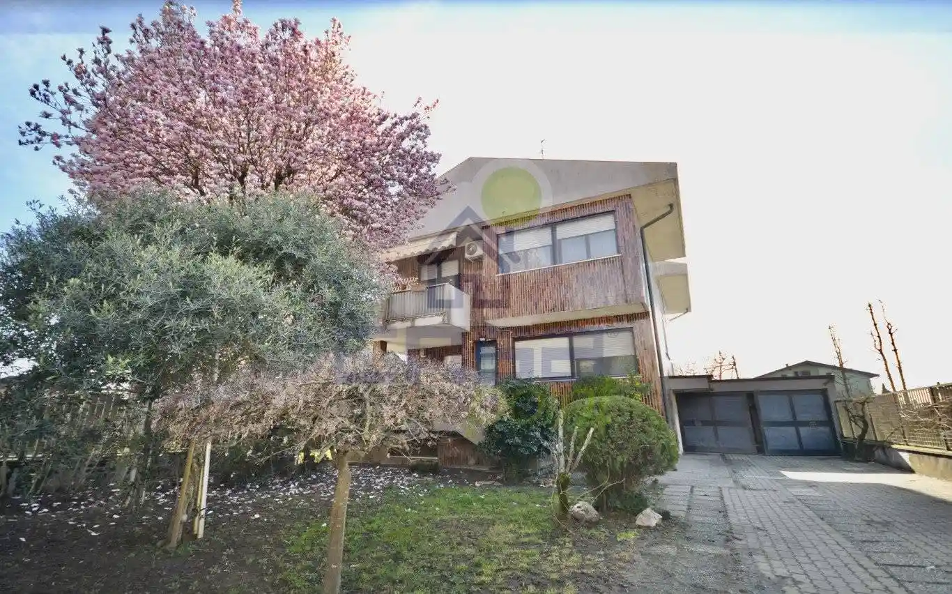 Appartamento in vendita a Gerenzago