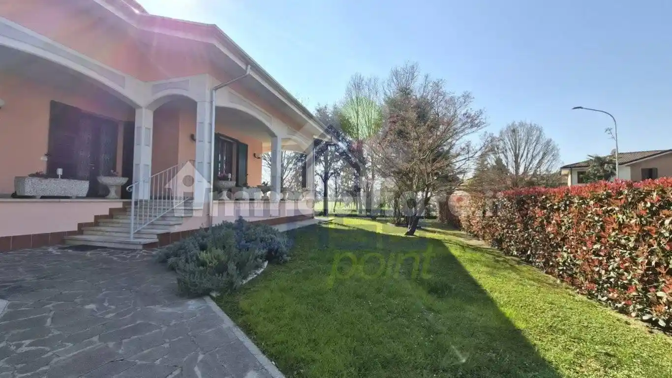 Casa indipendente in vendita a Luzzara