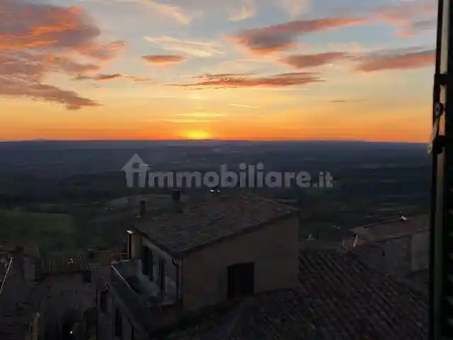 Villa in affitto a Montecchio