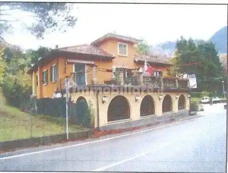 Appartamento in vendita a Castelveccana