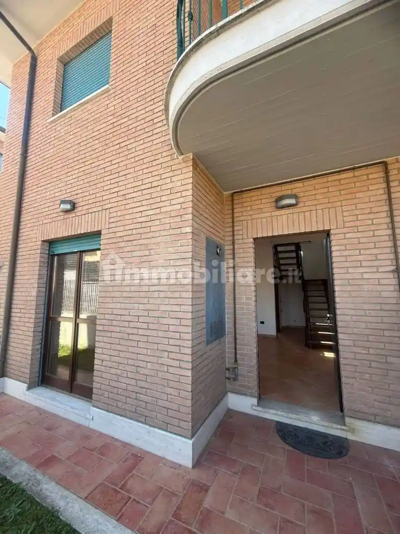 Villa in vendita a Lanuvio