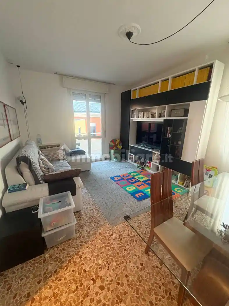 Appartamento in affitto a Modena