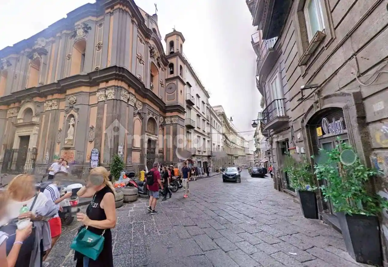 Appartamento in affitto a Napoli