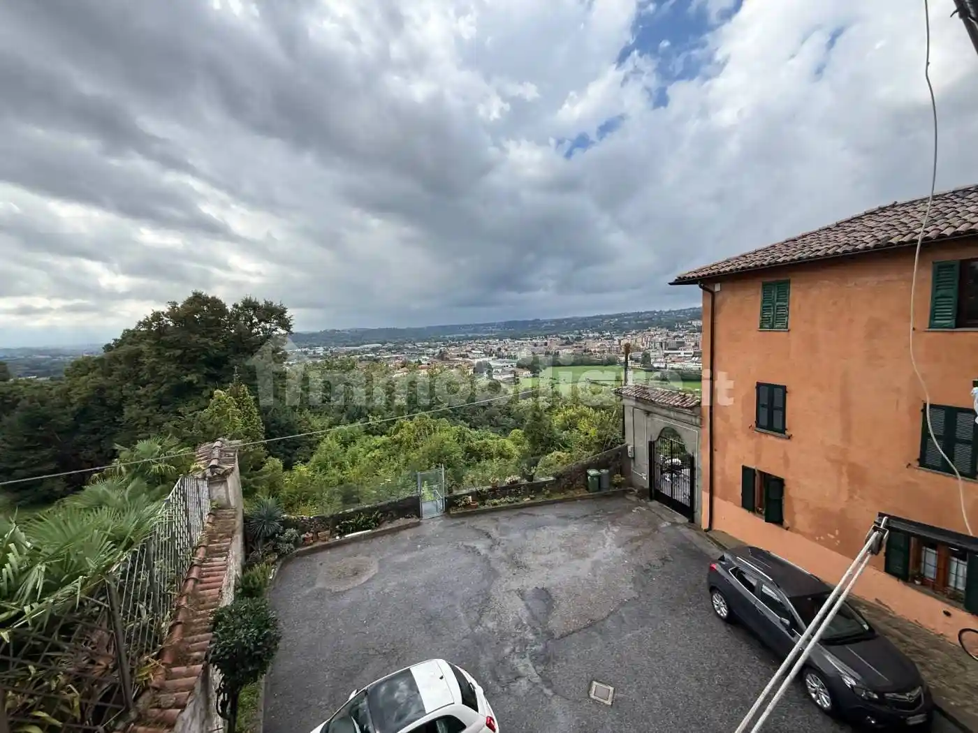 Appartamento in vendita a Erba