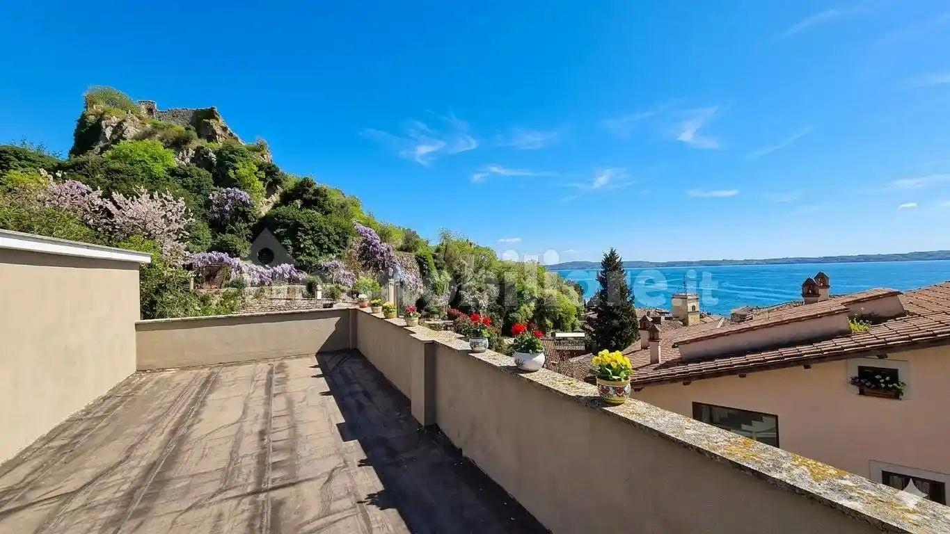 Appartamento in vendita a Trevignano Romano