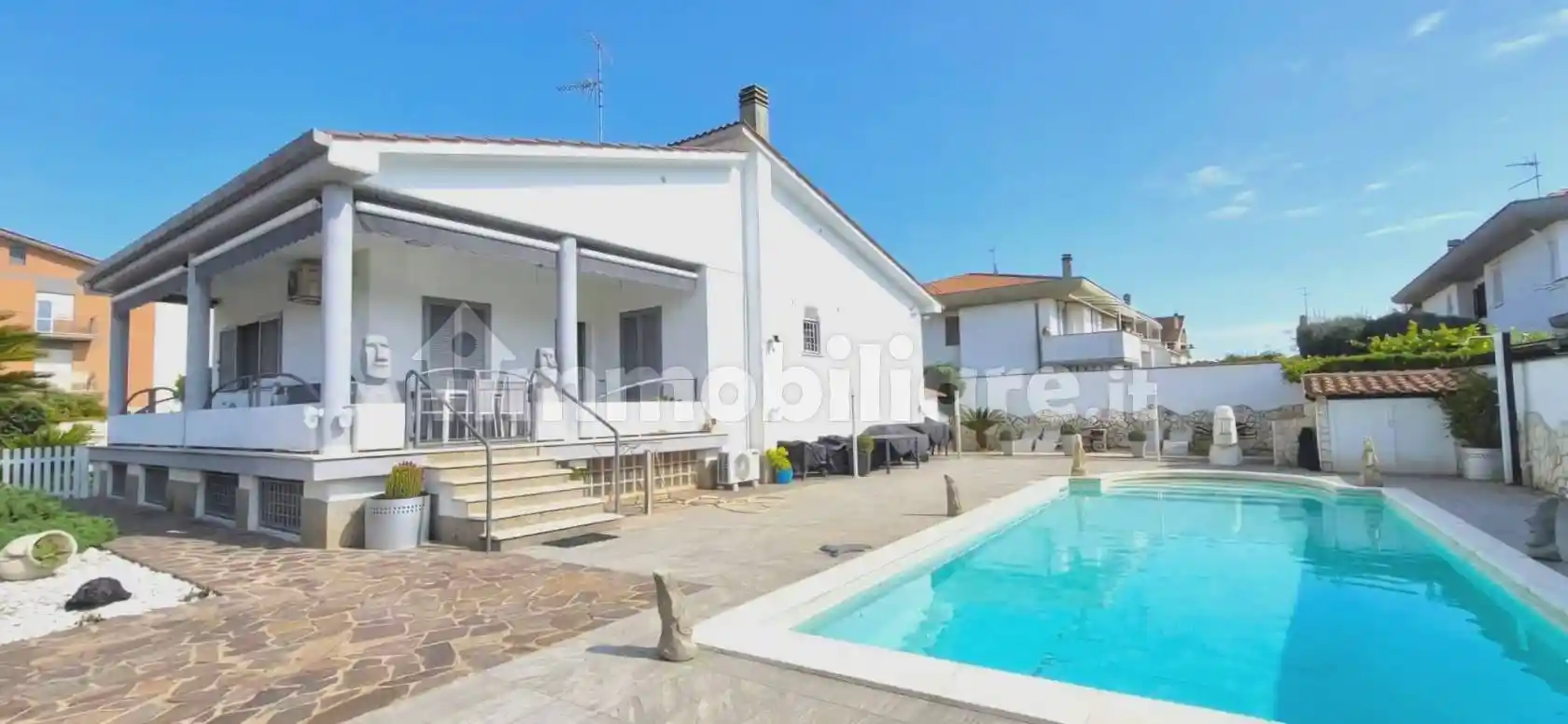 Villa in vendita a Anzio