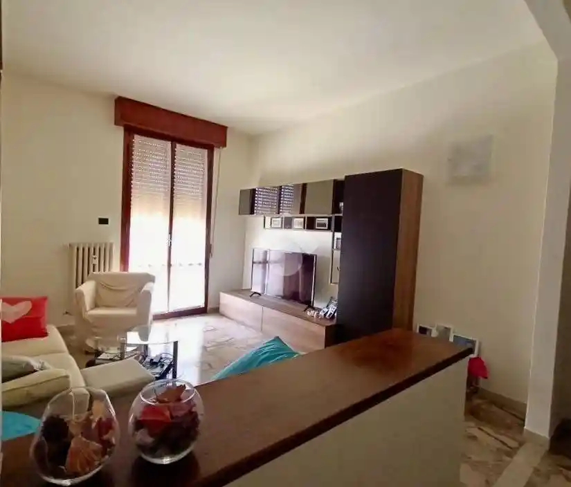 Appartamento in affitto a Modena