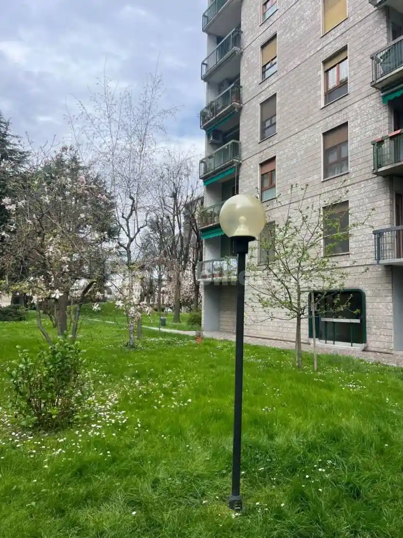 Appartamento in vendita a Corsico