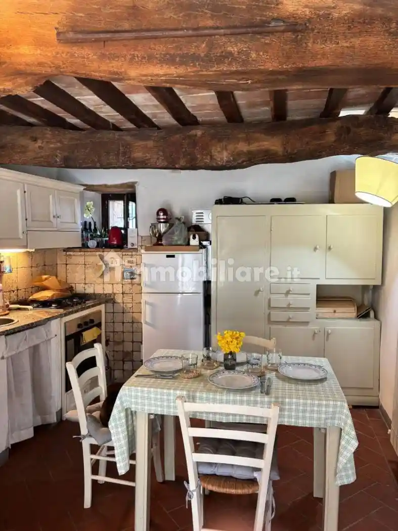 Casa indipendente in affitto a Perugia