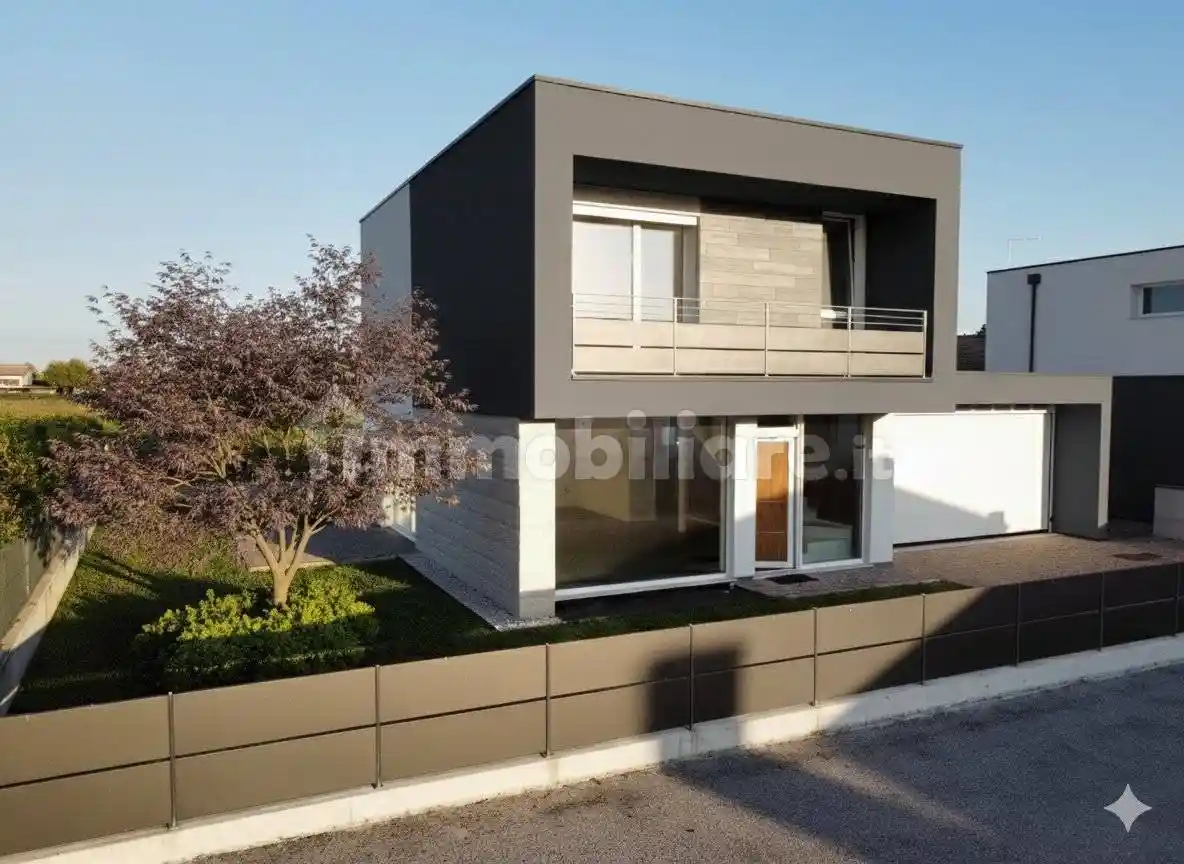 Villa in vendita a Cassola