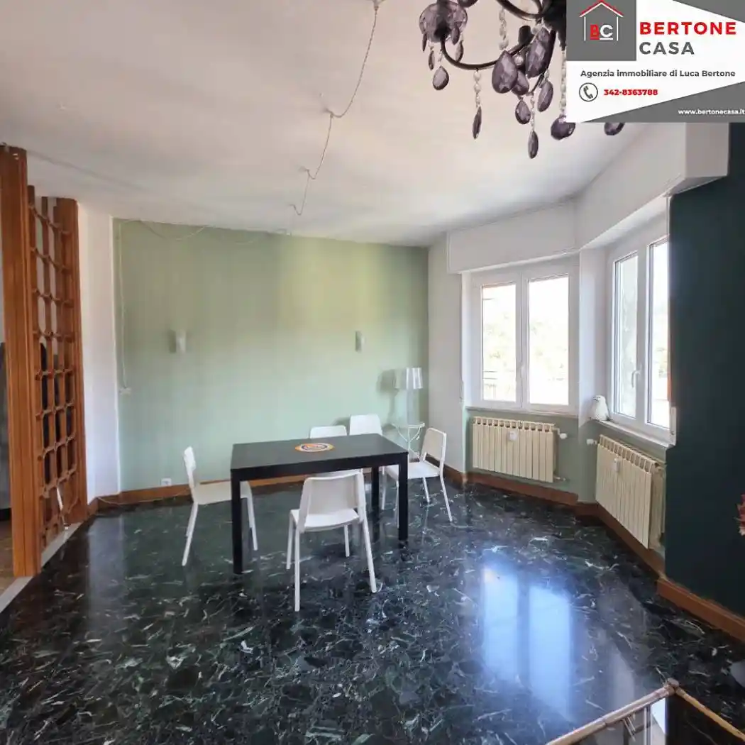 Appartamento in vendita a Altare