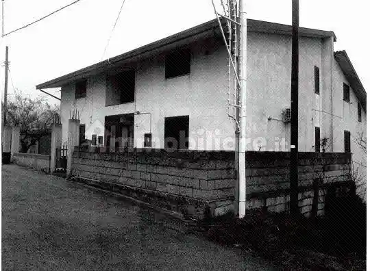 Appartamento in vendita a Bella