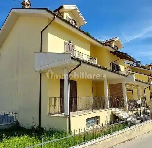 Villetta a schiera in vendita a Sant'Egidio alla Vibrata