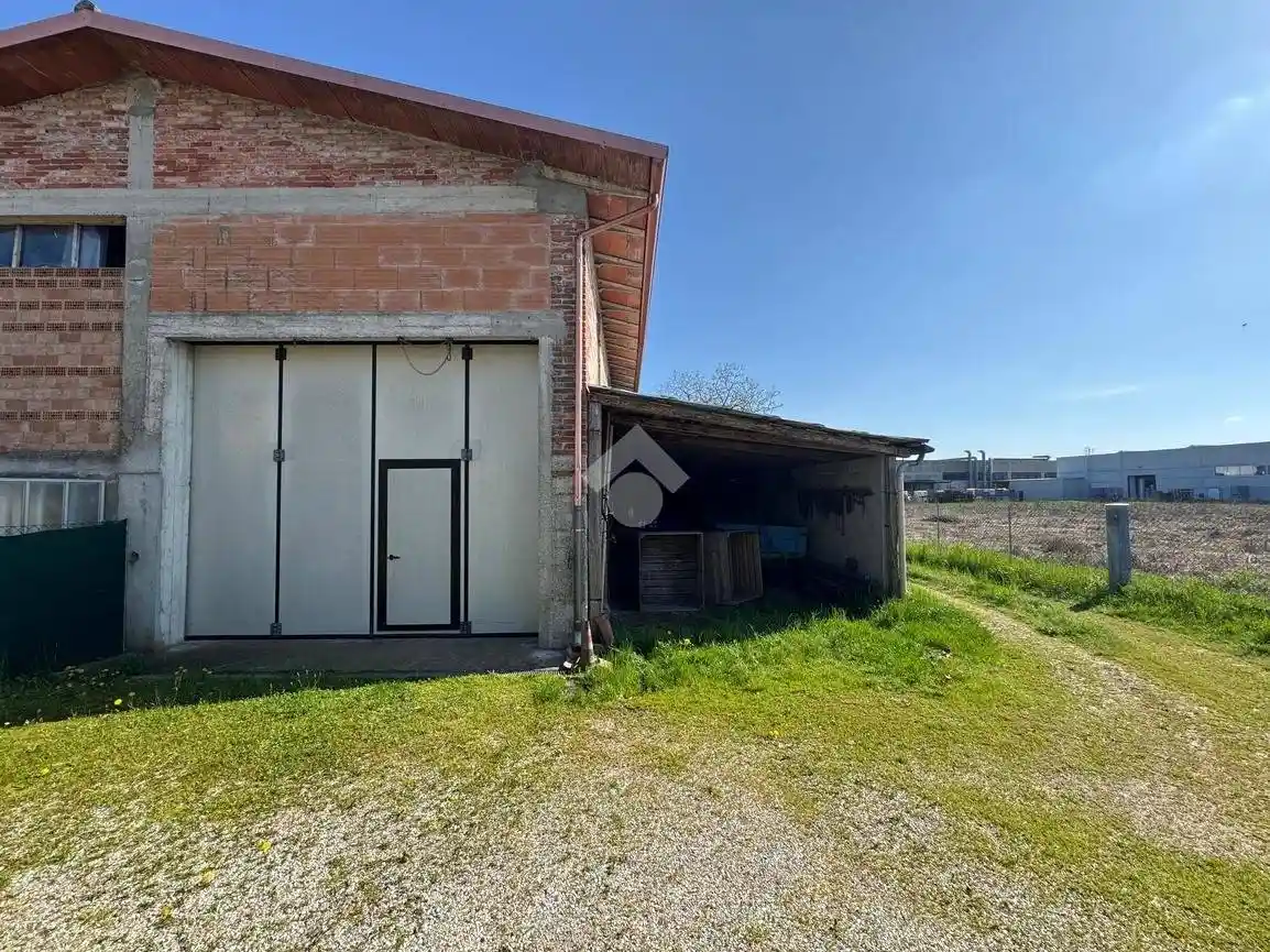 Rustico - Casale in vendita a San Giorgio in Bosco