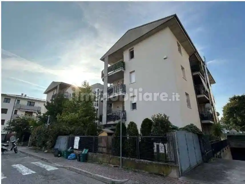 Appartamento in vendita a Buttapietra