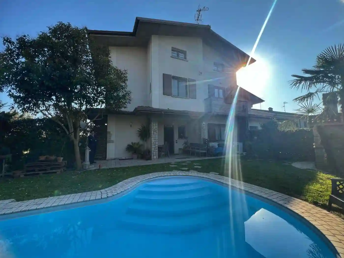 Villa - foto 2