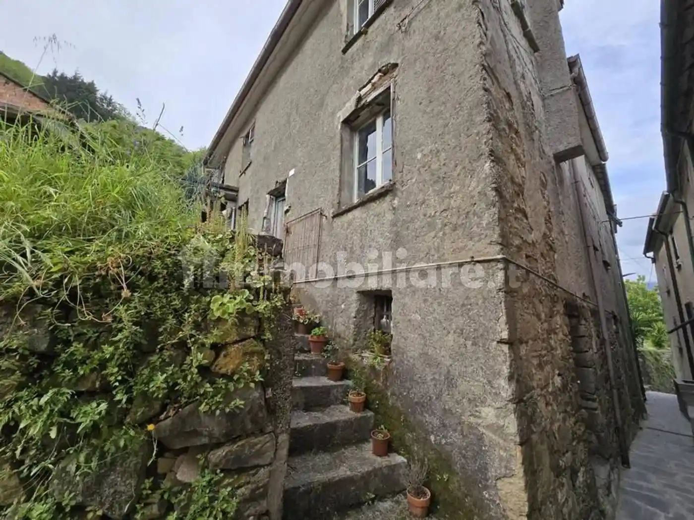 Rustico - Casale in vendita a Mezzanego