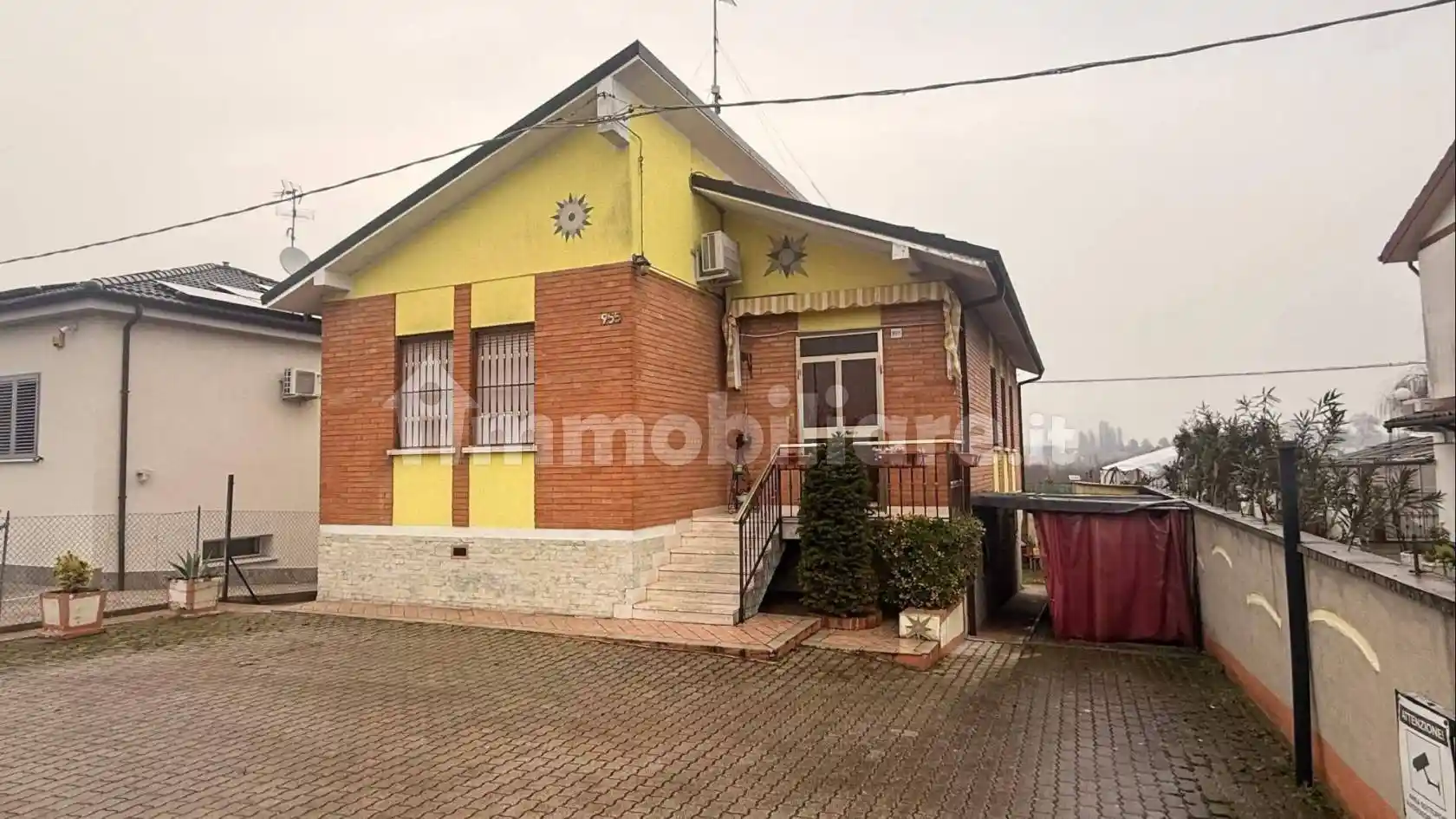 Villa in vendita a Ferrara