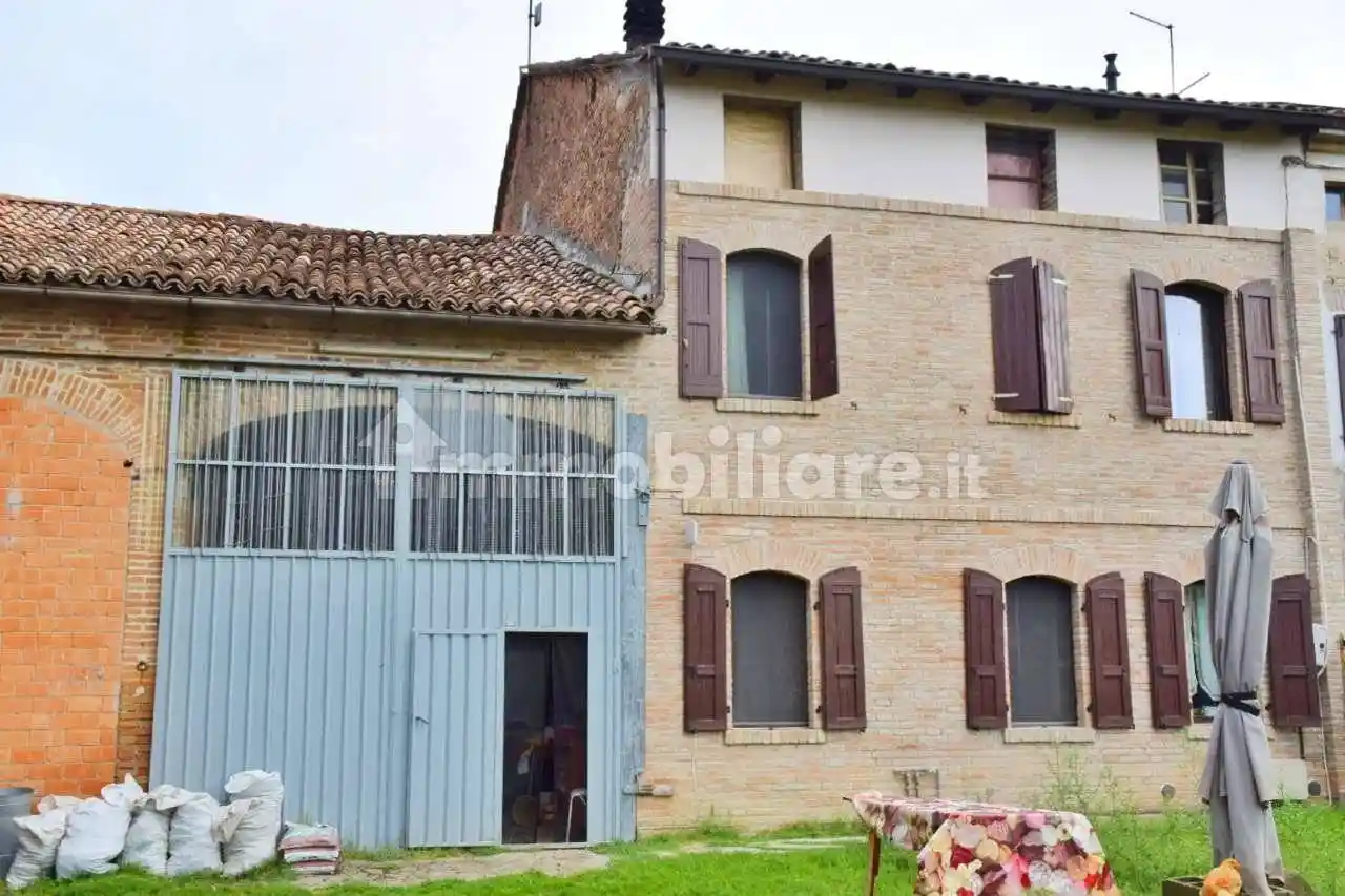 Casa indipendente in vendita a Poviglio