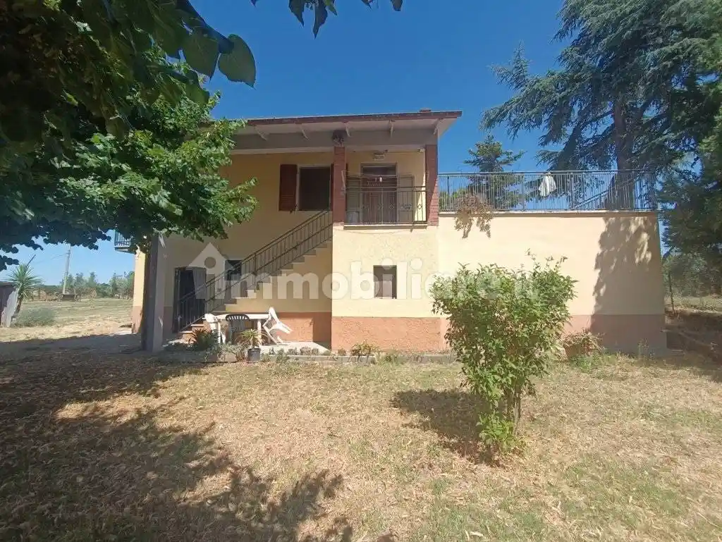 Casa indipendente in vendita a Castiglione del Lago