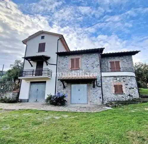 Villa in vendita a Orvieto