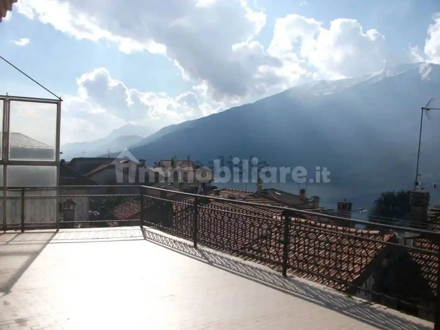 Appartamento in affitto a Colico