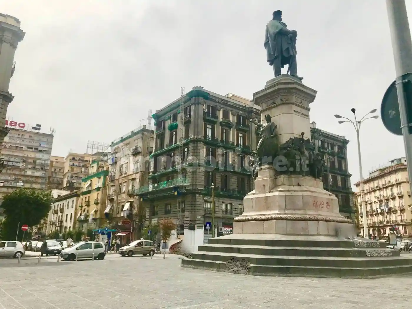 Appartamento in vendita a Napoli